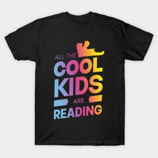 all the cool kids are reading on retro style T-Shirt